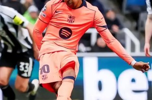 欧冠18决赛次回合综述：巴萨主场优势明显，拜仁晋级大势已定