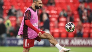 新老传承，利物浦双星闪耀：萨拉赫告别演出，17岁新星恩古莫哈惊艳亮相