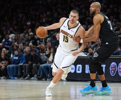 道心崩殂！约基奇历史第一成就被剥夺 怒冲对手遭驱逐